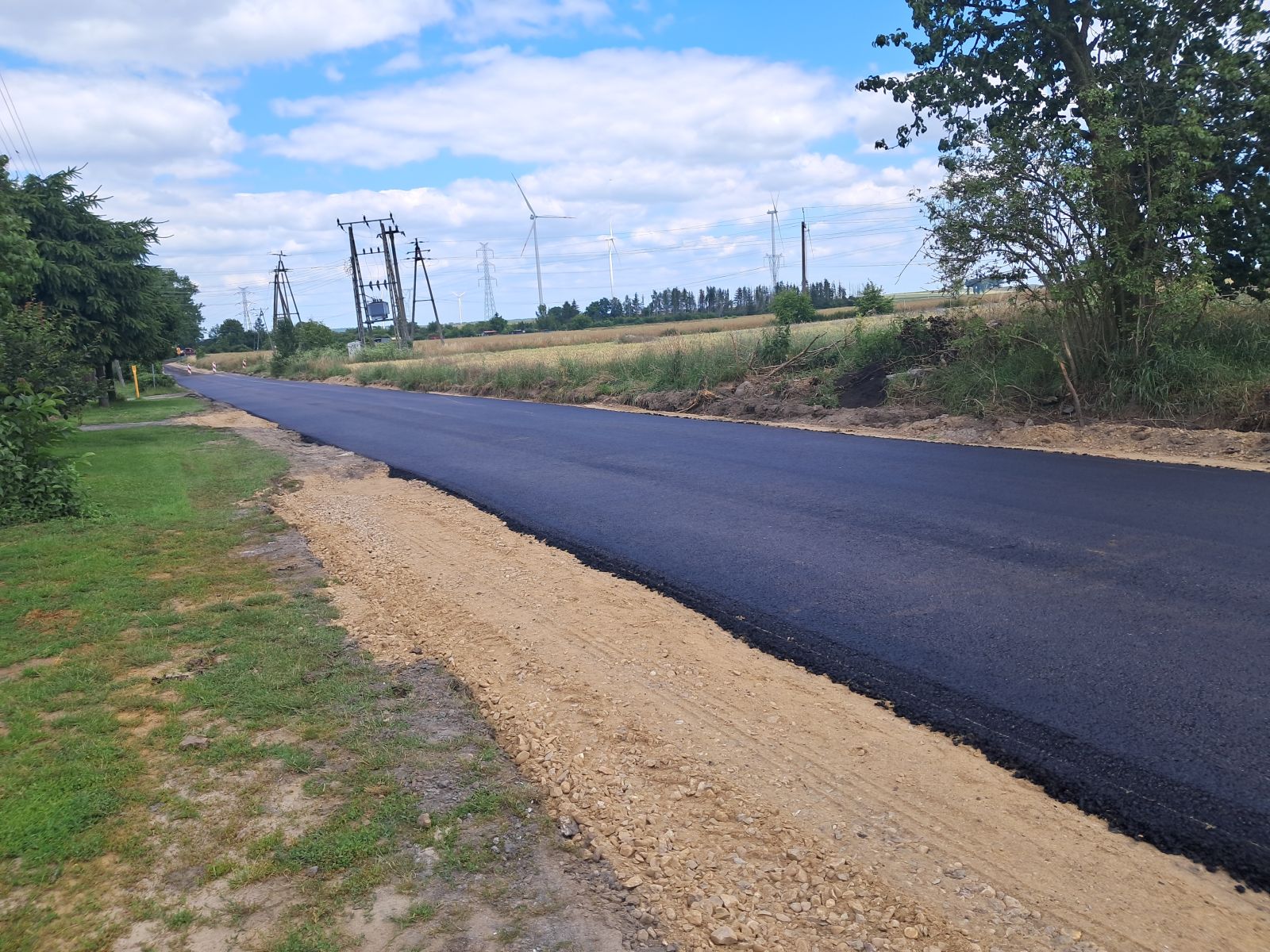 Zdjęcie: Modernizacja dróg na terenie gminy Banie.